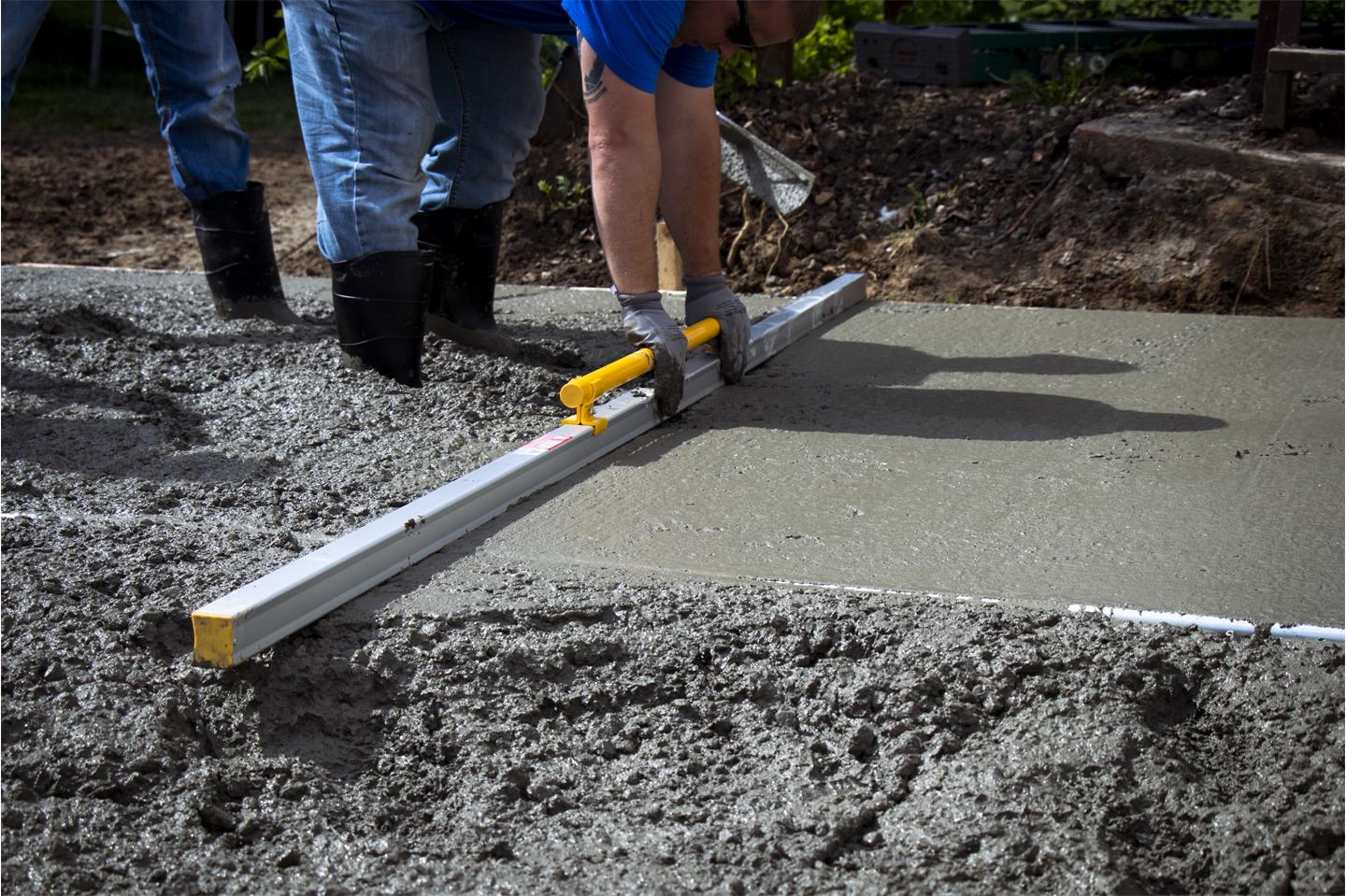 Ezyscreed With Level
