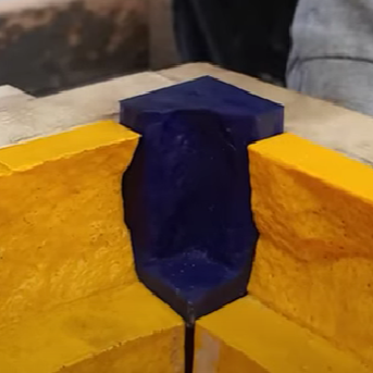 Chiseled Face 2″ Cantilever Step Liner Stamp