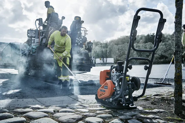 Husqvarna LF60 Honda Plate Compactor